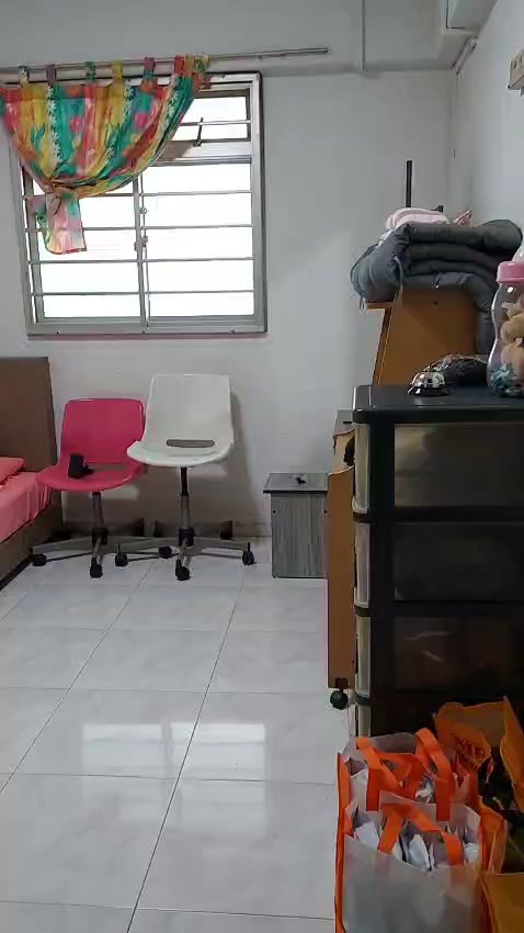 Common Room (HDB) for Rent in  320 Clementi Avenue 4 - Image 4