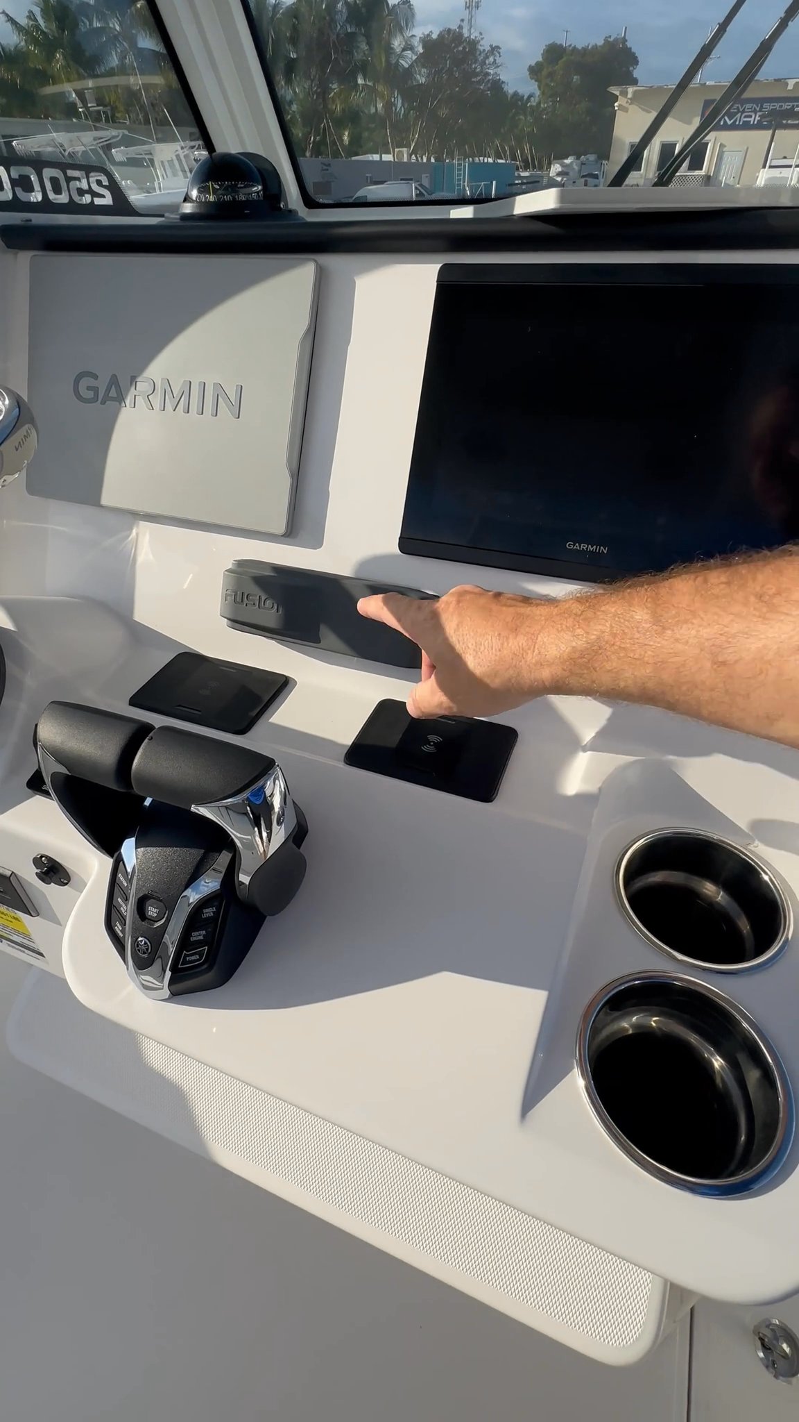 60 Sec Walkthru | 2026 Edgewater 250cc | 200hp Yam...