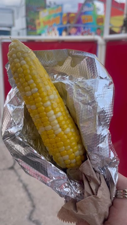 Central Florida Fairgrounds - Yummy Roasted Corn drenched in juicy butter - Farmers Market Near Me - Orlando, Florida
