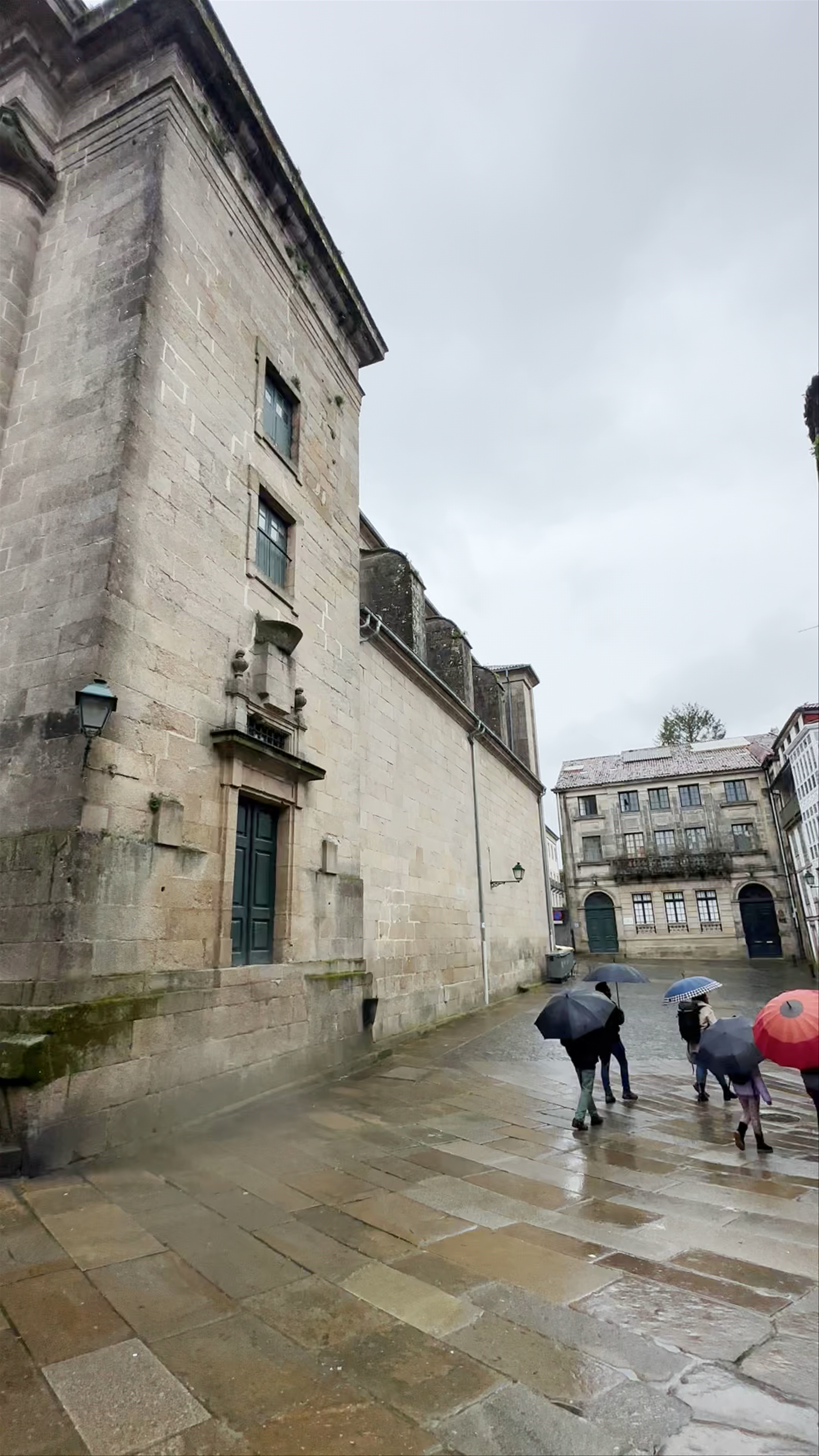 Capilla de las Ánimas: A Rainy Day Walk in Santiago de Compostela