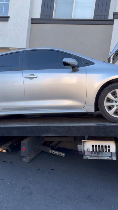 Atilanos Towing - He took carry my car on the flat truck - Towing Near Me - Bloomington, California