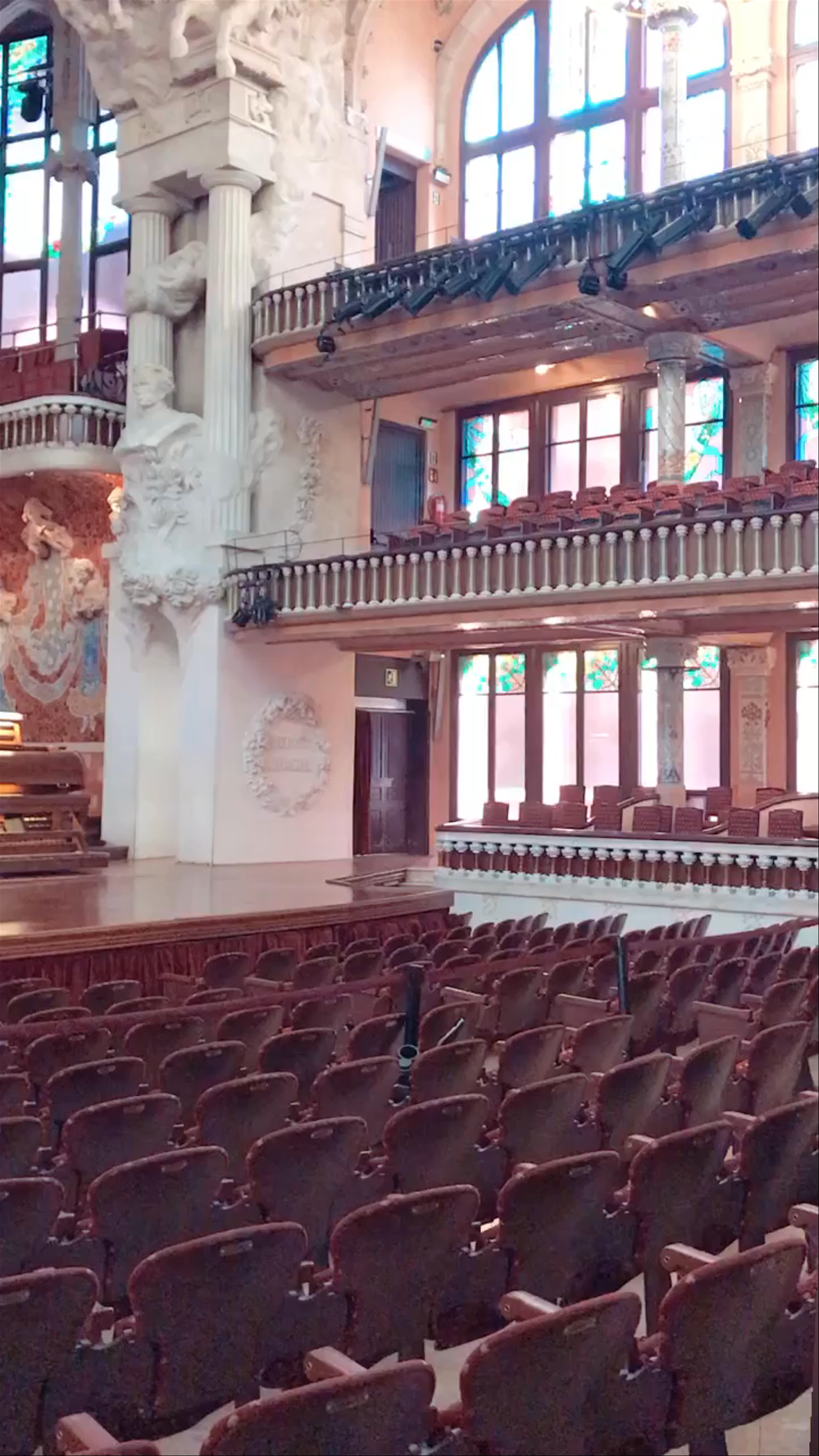 Palau de la Música Catalana: A Stunning Modernist Concert Hall in Barcelona