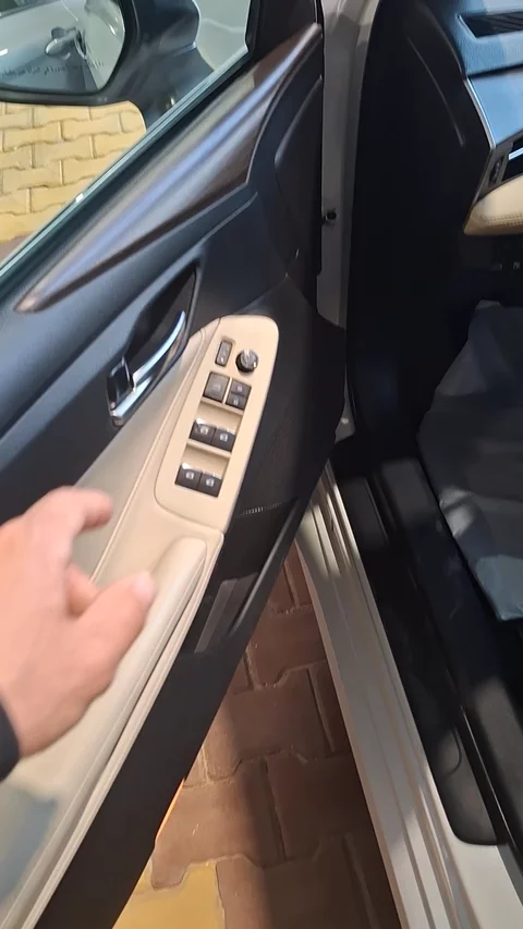 تويوتا افالون Touring 2020