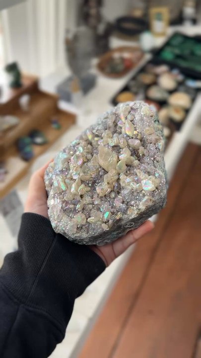 Earth Elements  - Gemstones & Minerals Near Me - Crestline, California