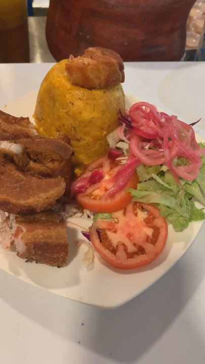 El Recoquero DR - Mofongo chicharrón - Food Court Near Me - Harvey, Louisiana