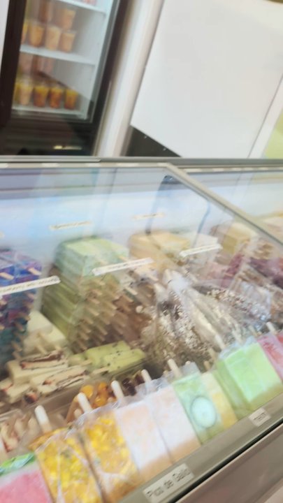 Lorenas Ice Cream - You can see the flavors and the menu - Ice Cream & Frozen Yogurt Near Me - Petaluma, California