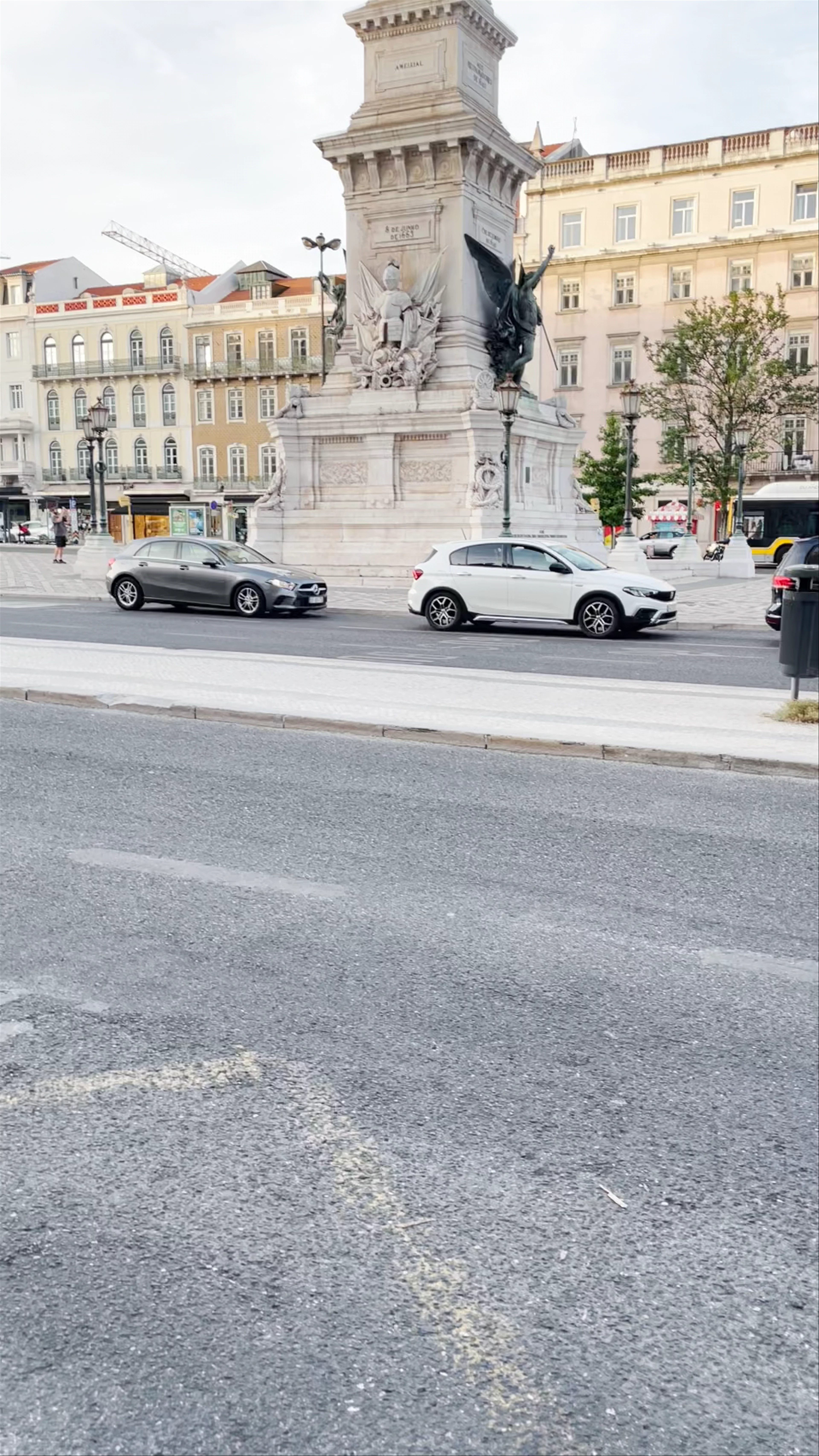 Monumento aos Restauradores, Praça dos Restauradores, Lisbon, Portugal