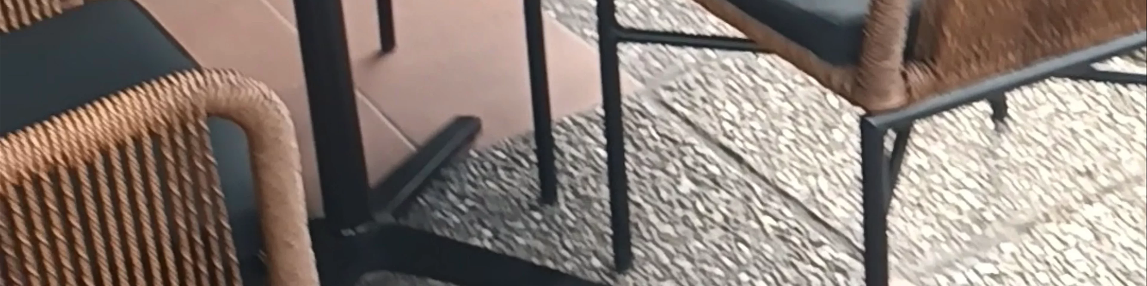 Model Urban Style Bar