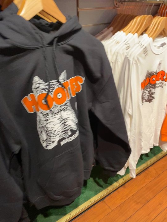 John's Pass - Hooter's gift shoppe - Shopping Centers Near Me - Madeira Beach, Florida