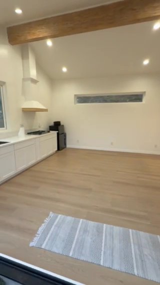 Listing photo-2
