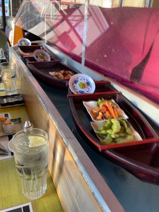 Shige Express - Sushi Bars Near Me - Meridian, Idaho