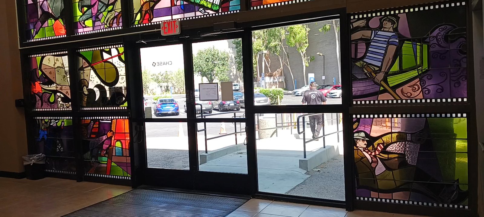 Chase Bank - Ready for its closeup - Banks & Credit Unions Near Me - Hollywood, California
