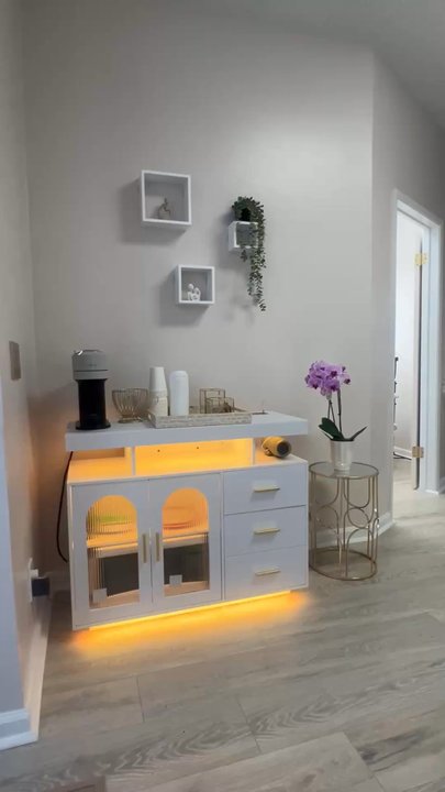Expression Lash Studio - Eyelash Service Near Me - Tarzana, California