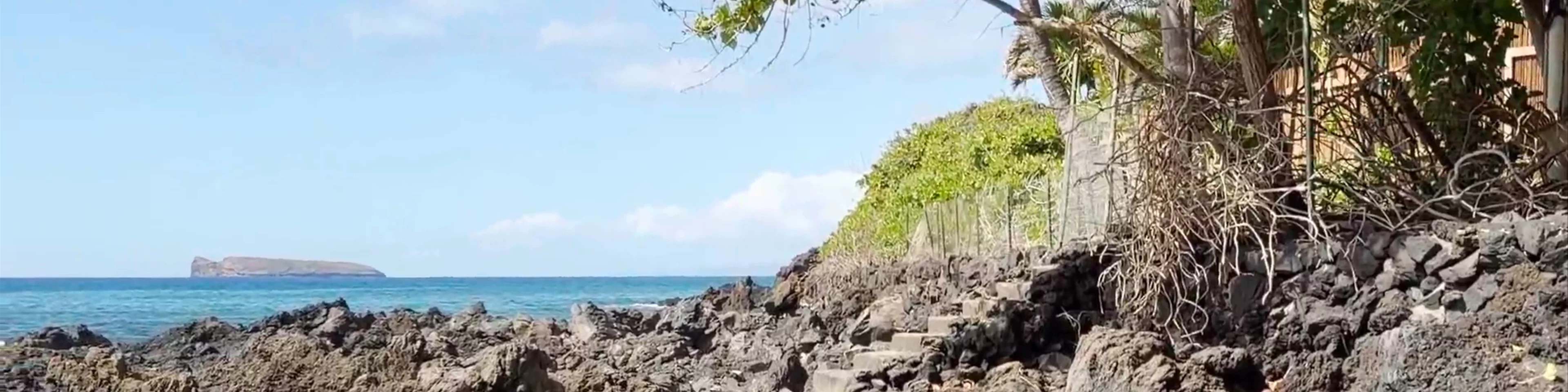 Pa'ako Cove "Moonsurfaces"