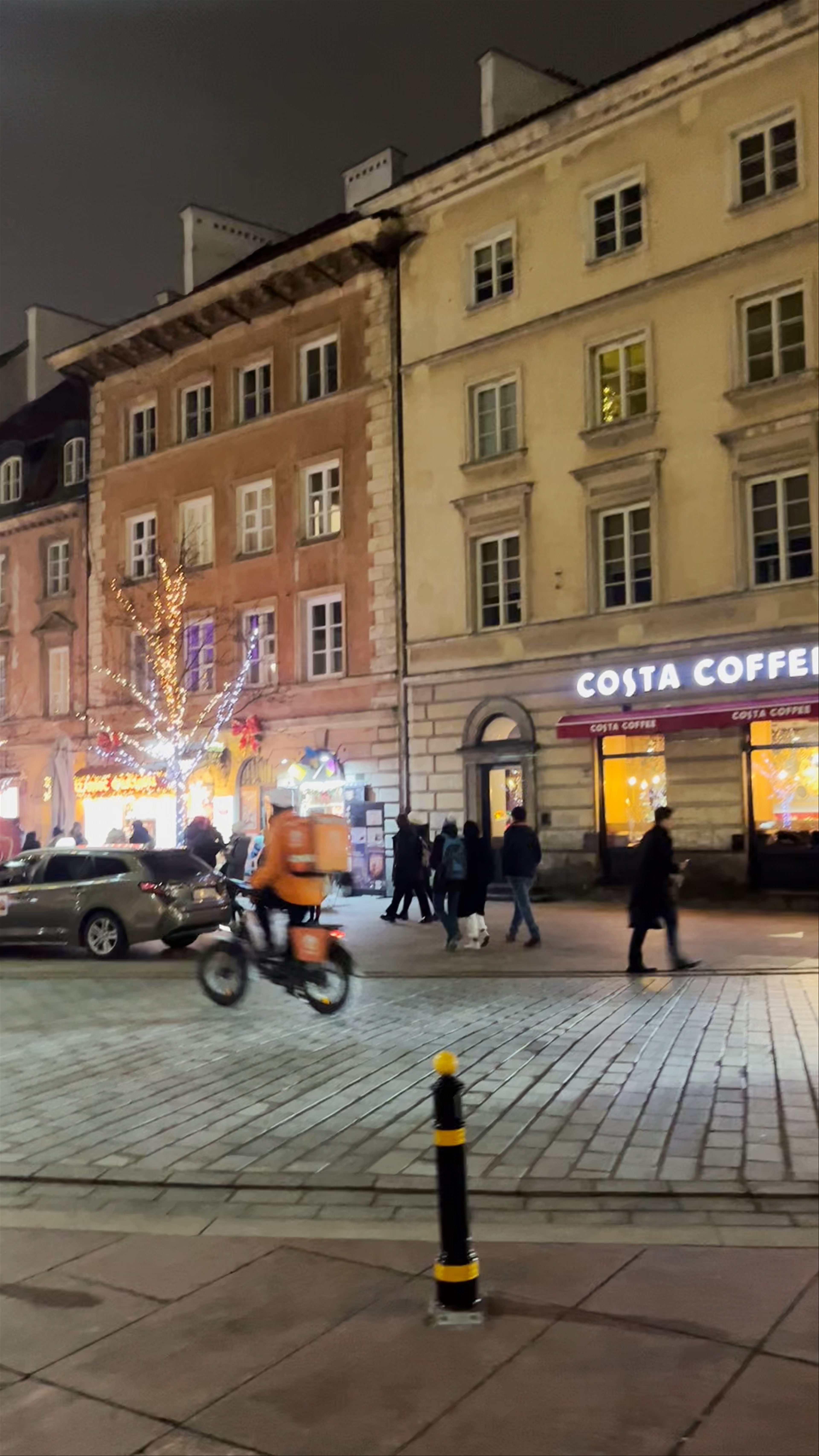 Enchanting Evening Stroll Along Royal Route, Warsaw