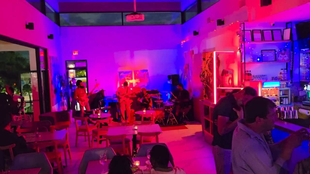 Echoes Cafe - Greek Near Me - Houston, Texas