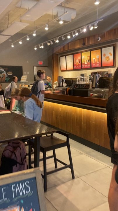 Starbucks - Coffee & Tea Near Me - Melrose, Massachusetts