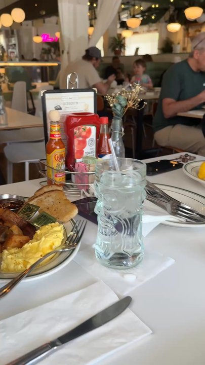 The Hayden - Diners Near Me - San Antonio, Texas