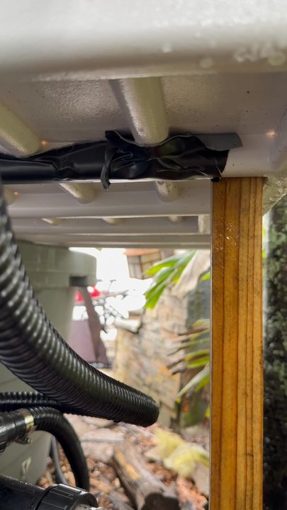 Healthy Hydro - underside of flood table leaking like a sieve, opposite from the side table is pitched to flow into pond - Lighting Fixtures & Equipment Near Me - Pompano Beach, Florida