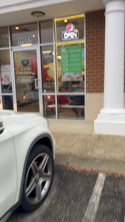 Mac Pizza & Wings - Pizza Near Me - Richmond, Virginia