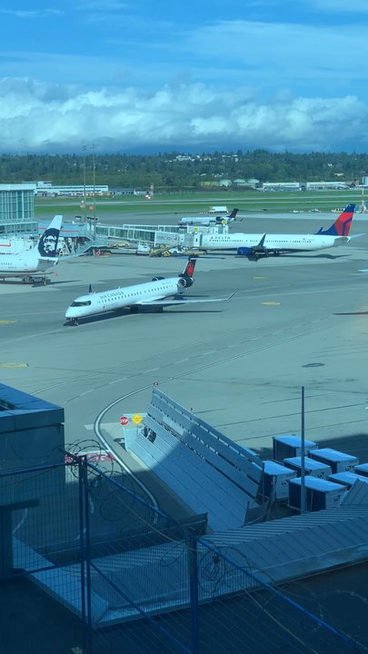 Jetside Lounge - Airport Lounges Near Me - Richmond, British Columbia