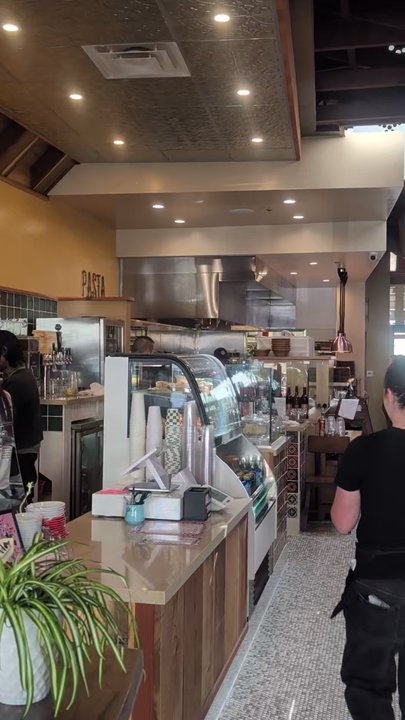 Centro - Inside - Breweries Near Me - Tustin, California