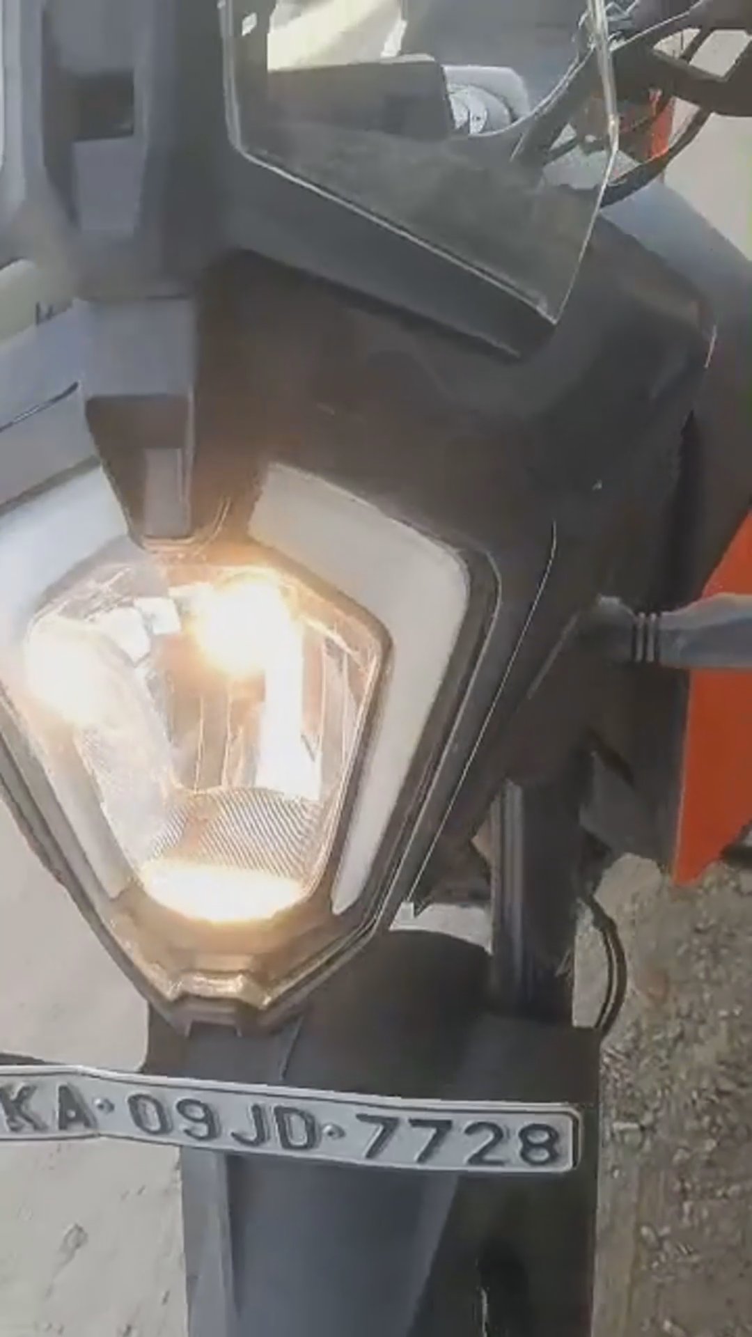 Walk-around video thumbnail