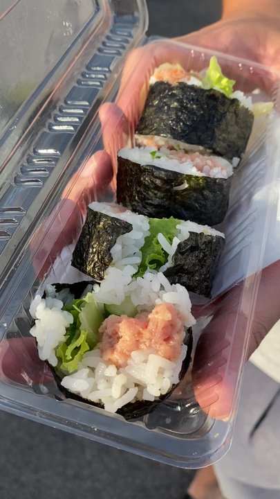 Kozo Sushi - Half spicy ahi maki - Sushi Bars Near Me - Honolulu, Hawaii