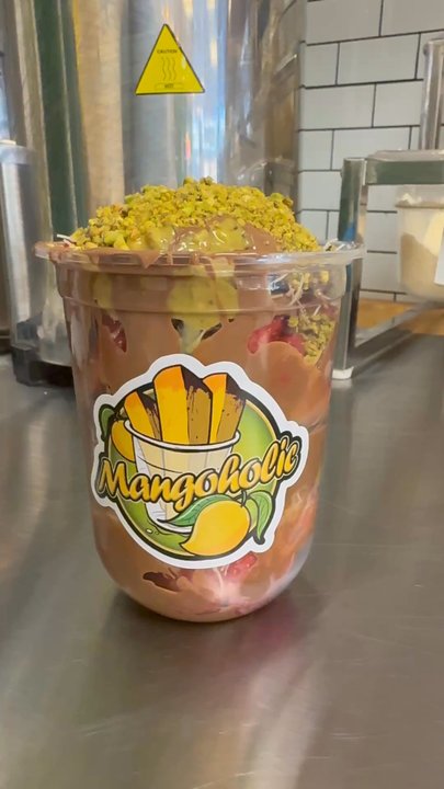 Mangoholic - Dubai Chocolate - Desserts Near Me - Virginia Beach, Virginia
