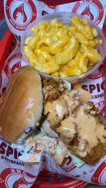 Nashville Hot Chicken - 2 chicken sandwich combo with Mac n cheese - Sandwiches Near Me - Pacoima, California