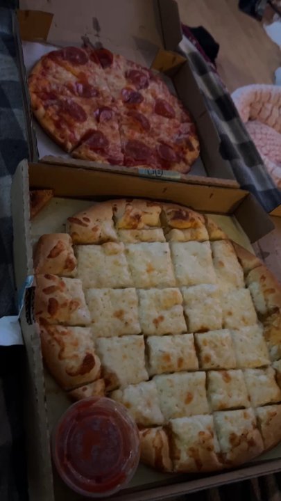 Papi’s Pizza Roma - MUAT WATCH!!! Only video I've ever posted about a restaurant - Pizza Near Me - El Cerrito, California