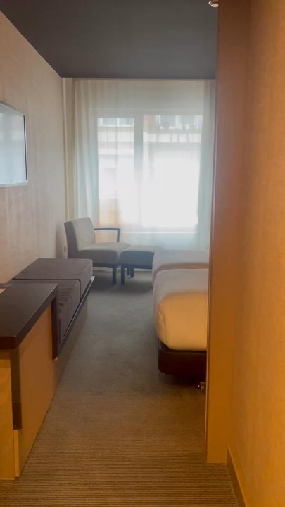 Hotel Hesperia Bilbao - Room with two twin beds. - Hotels Near Me - Bilbao, BI