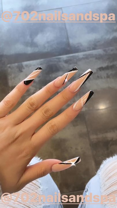 702 Nail Lounge - Nail Salons Near Me - Henderson, Nevada