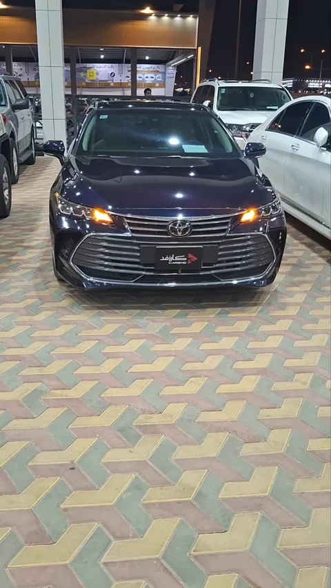 تويوتا افالون Limited 2022