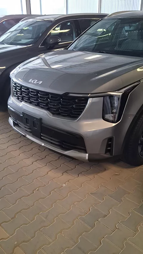 كيا سيرينتو LX 2024