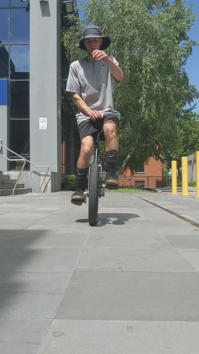 riu set: Fakie Dan Heaton 