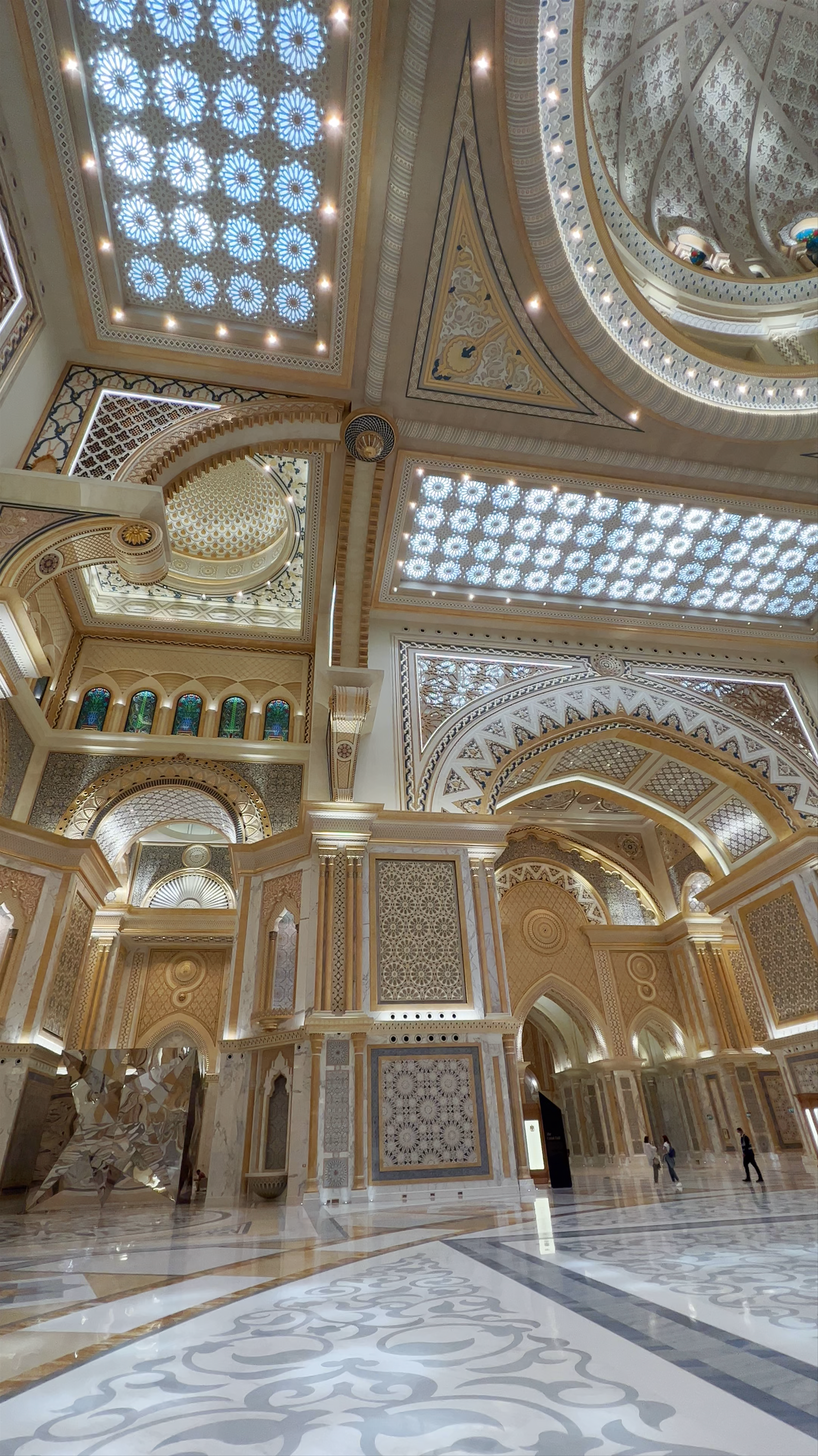 Qasr Al-Watan: Majestic Emirati Heritage in Abu Dhabi