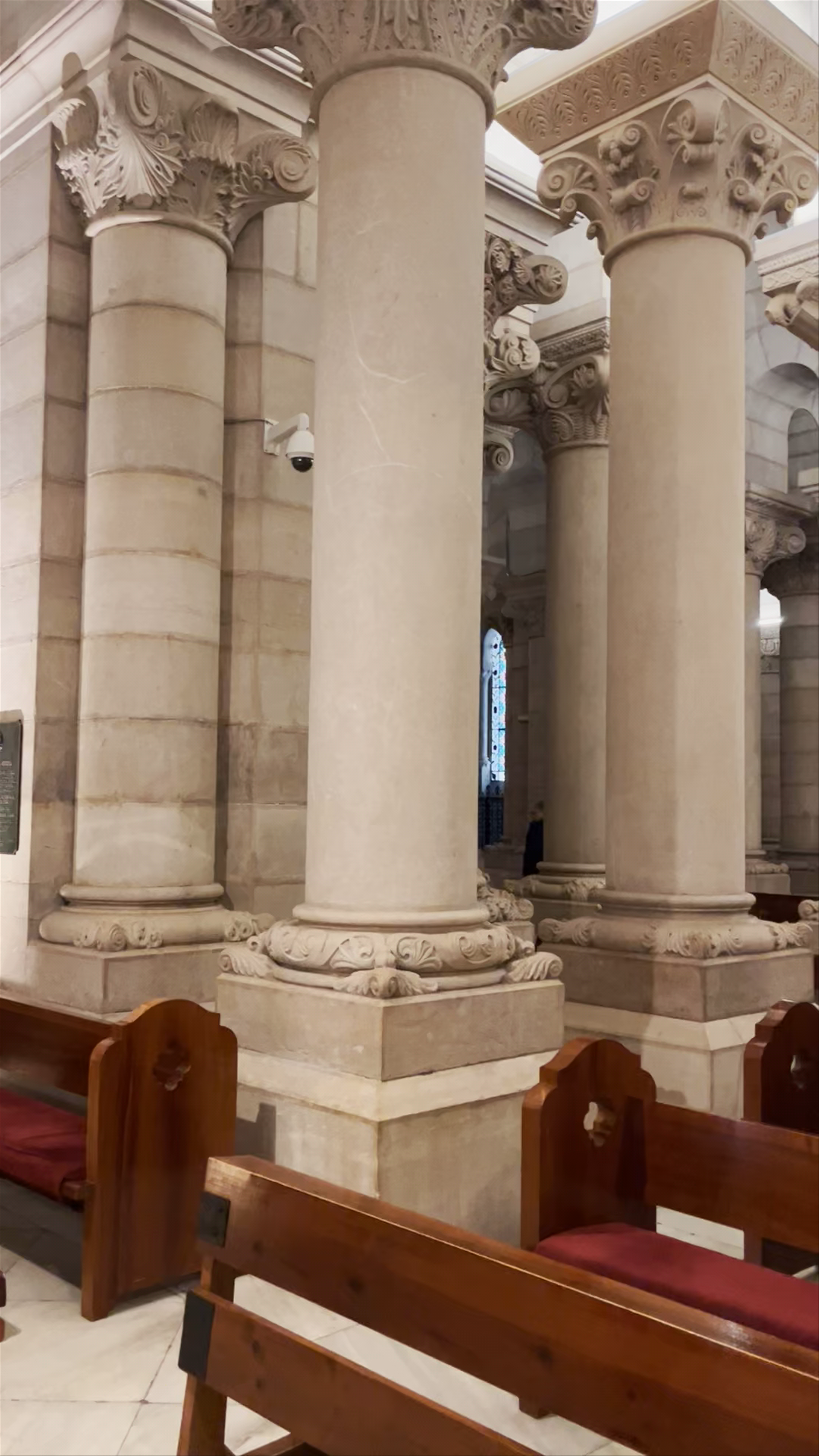 Cripta Parroquia de Santa María la Real de la Almudena