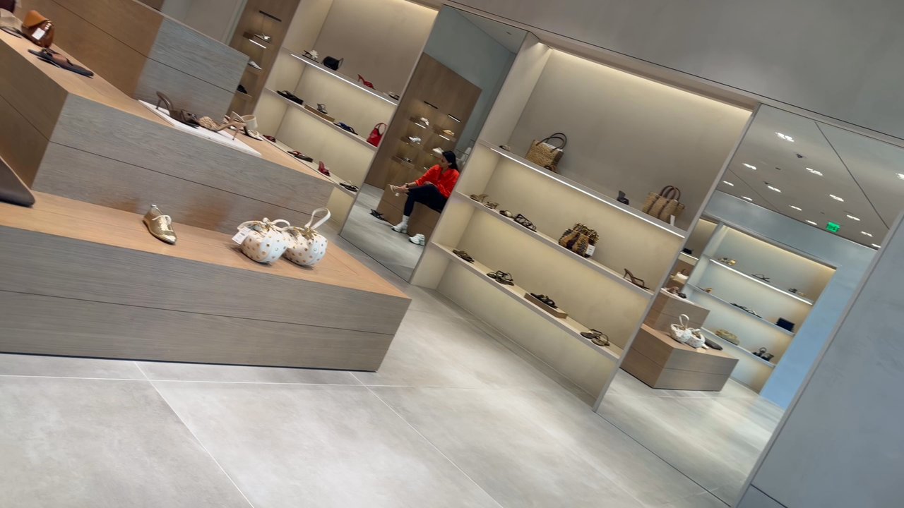 Zara - Men's Clothing Near Me - Los Angeles, California