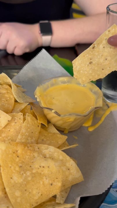 Lucha Restaurant - The cheese was just so watery. Disappointed - Mexican Near Me - St. Louis, Missouri