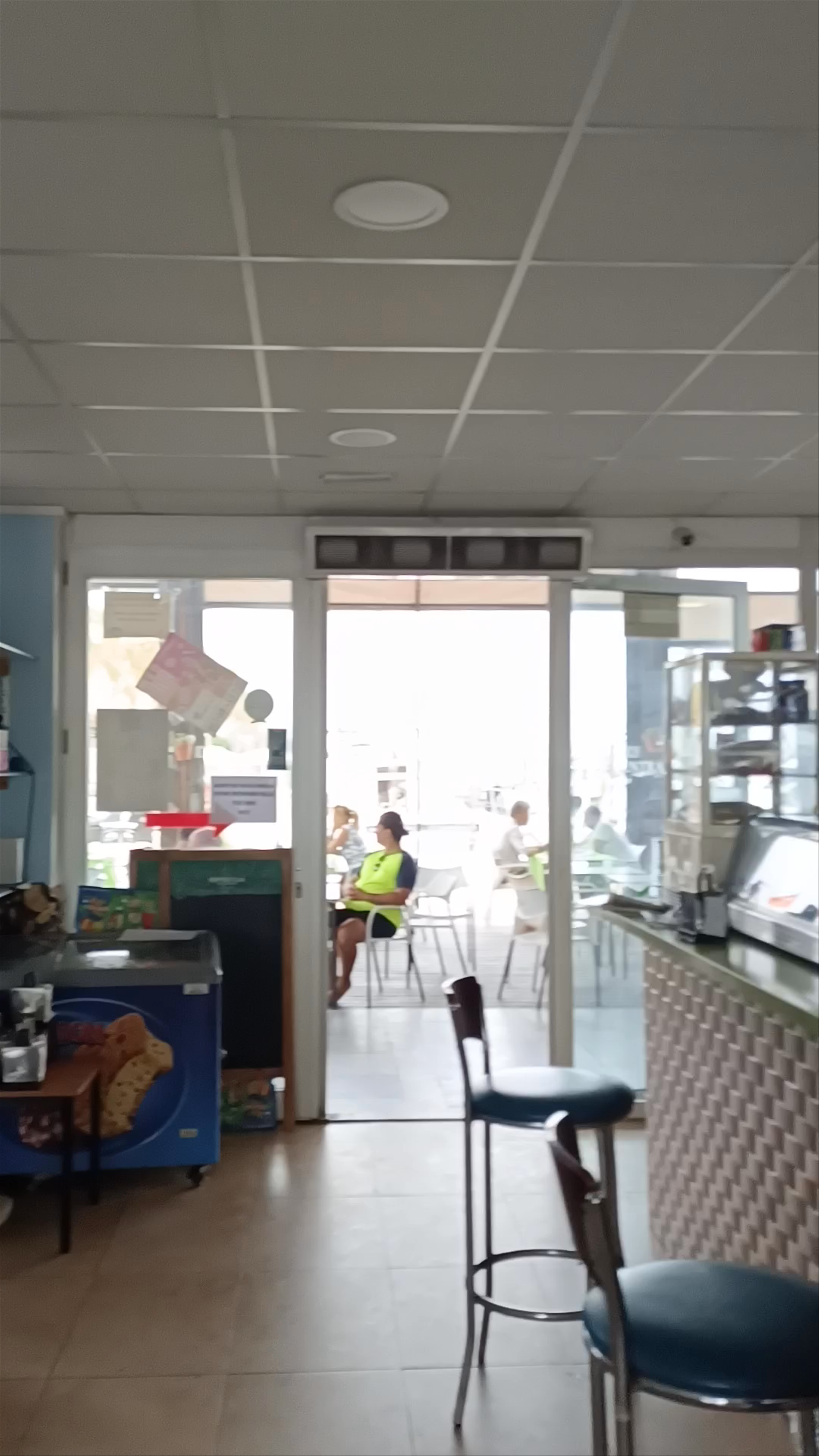 Restaurante La Llana: Cozy Coastal Dining in San Pedro del Pinatar, Murcia