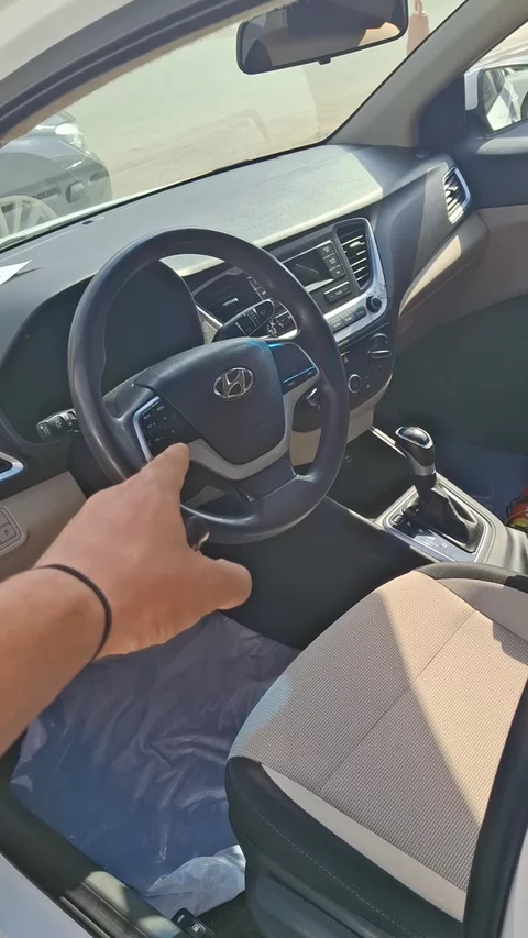 هونداي اكسنت Smart 2023