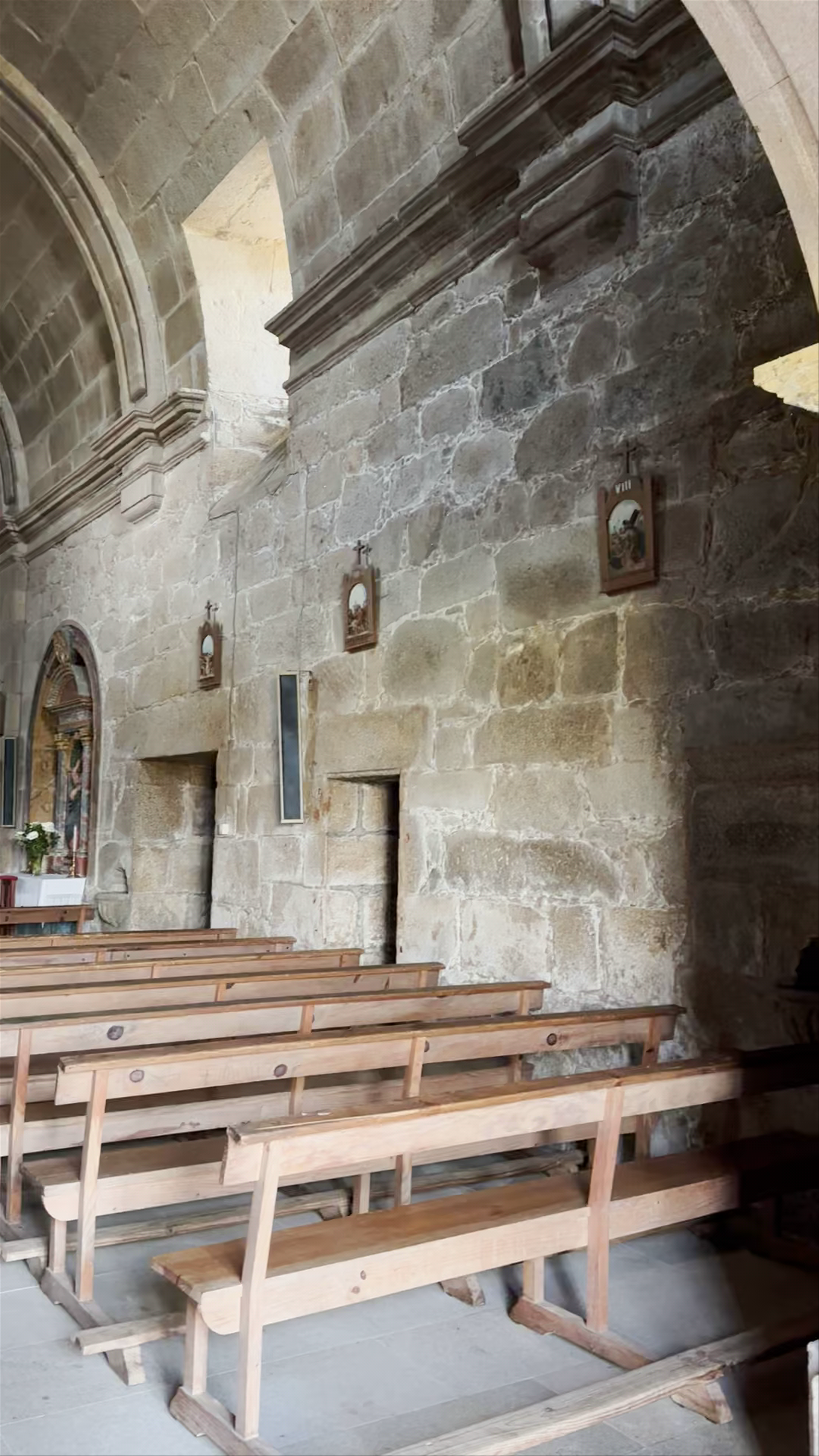 Iglesia de San Miguel de Valga