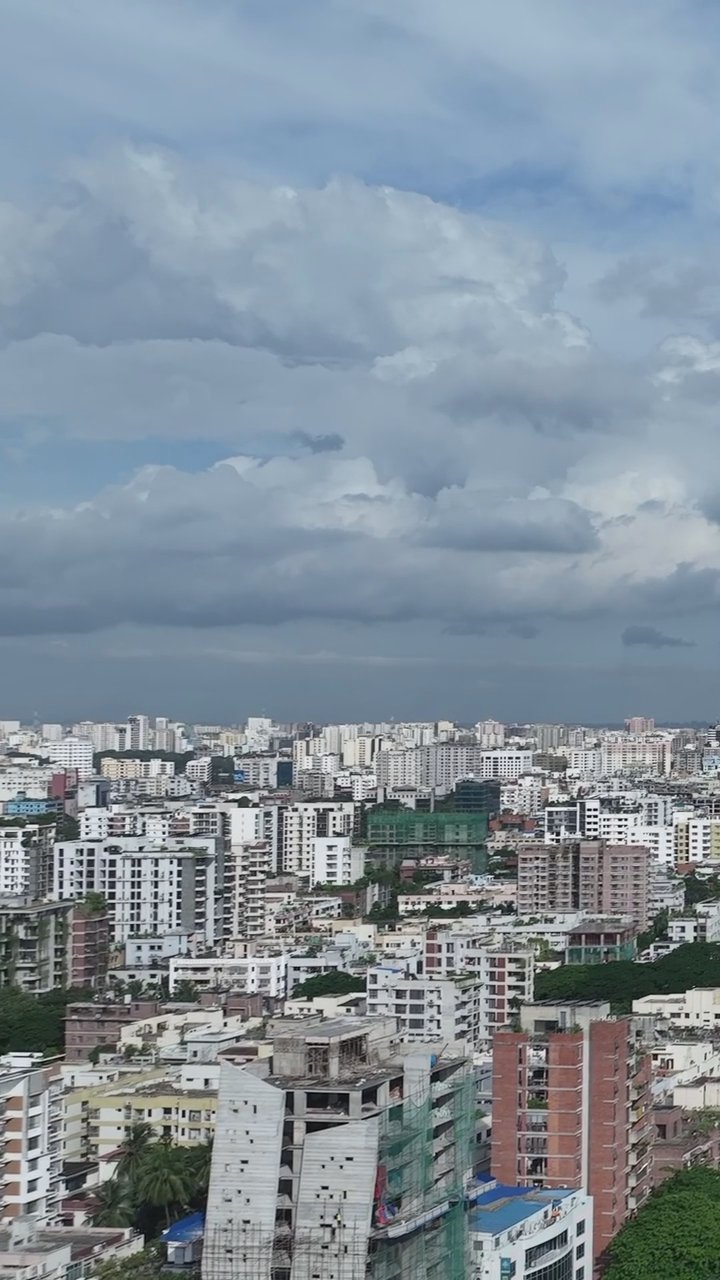 wanderlust activated
📍 Singapore
🎥 Emrul Kausar Emon · Pexels
#travel #city #citybreak #skyline #wanderlust