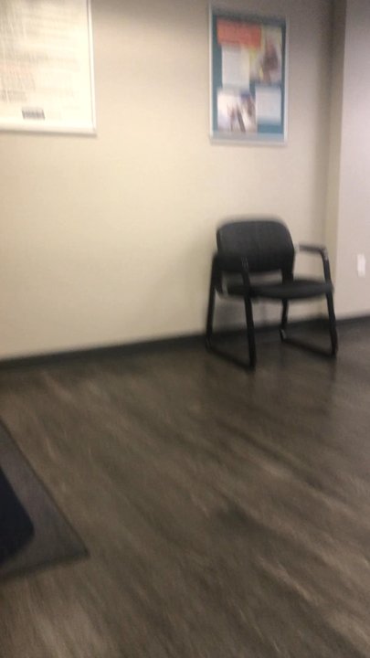 Sonus Hearing Care Professionals - Front waiting room. Keeping 6' apart - Audiologist Near Me - Los Angeles, California