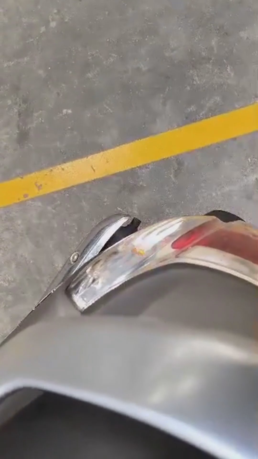 Walk-around video thumbnail