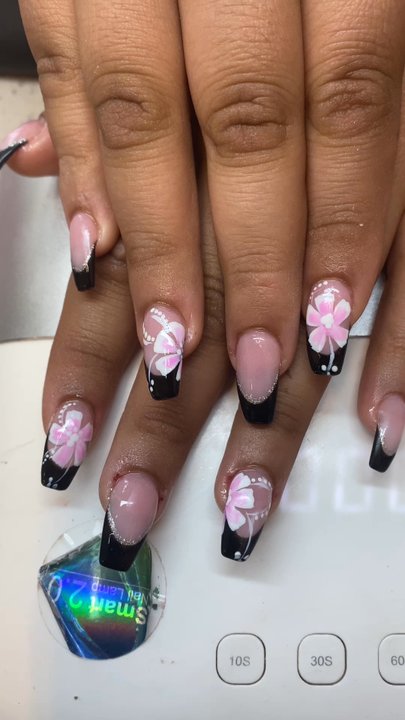 Ivy's Nails - Nail Salons Near Me - Menlo Park, California