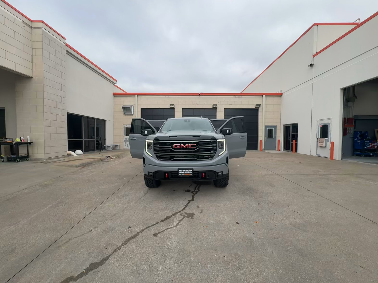 Lifted Trucks - #TX09920A - 2025 GMC Sierra 1500 AT4 Crew Cab