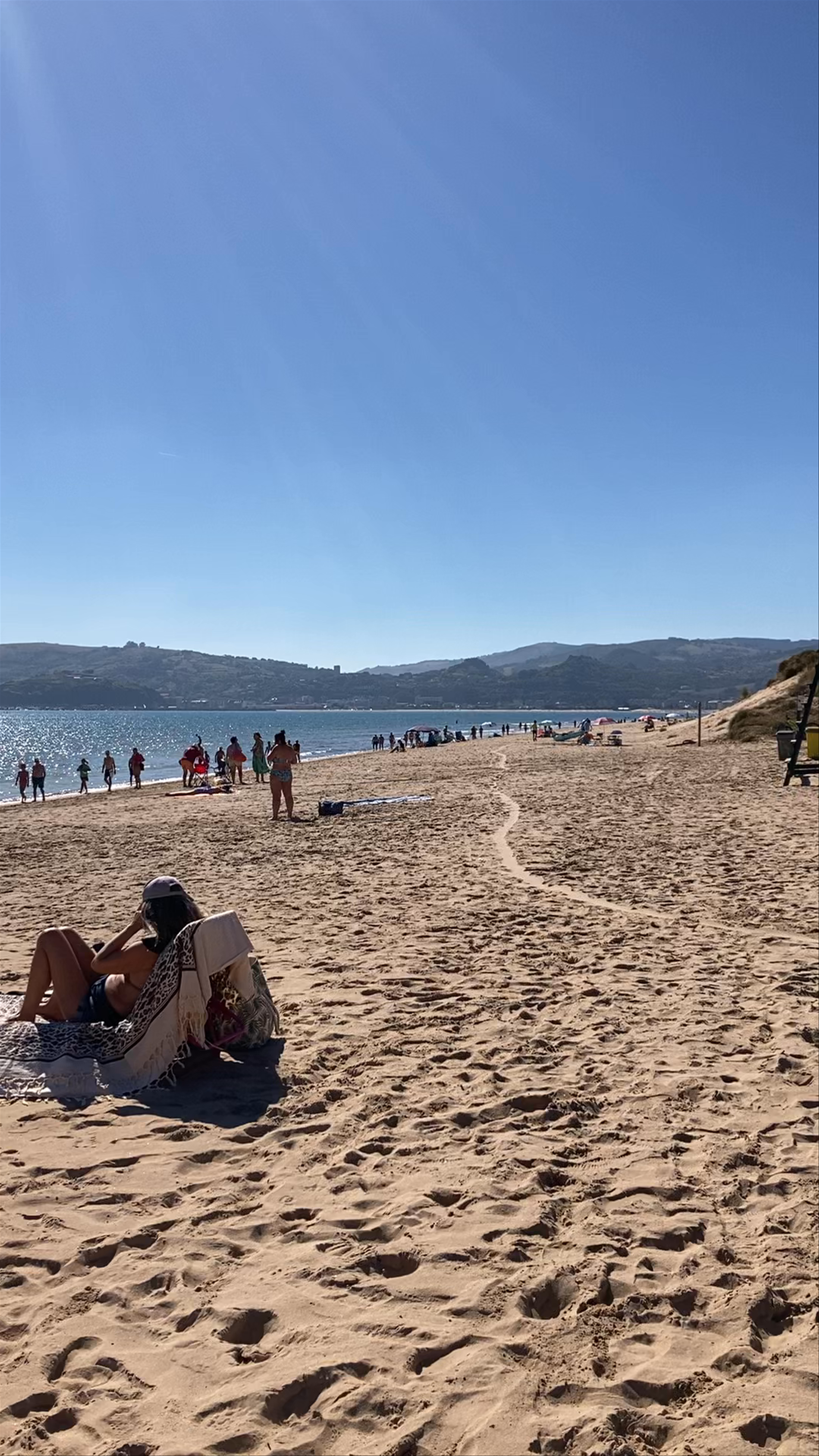 Playa La Salvé de Laredo