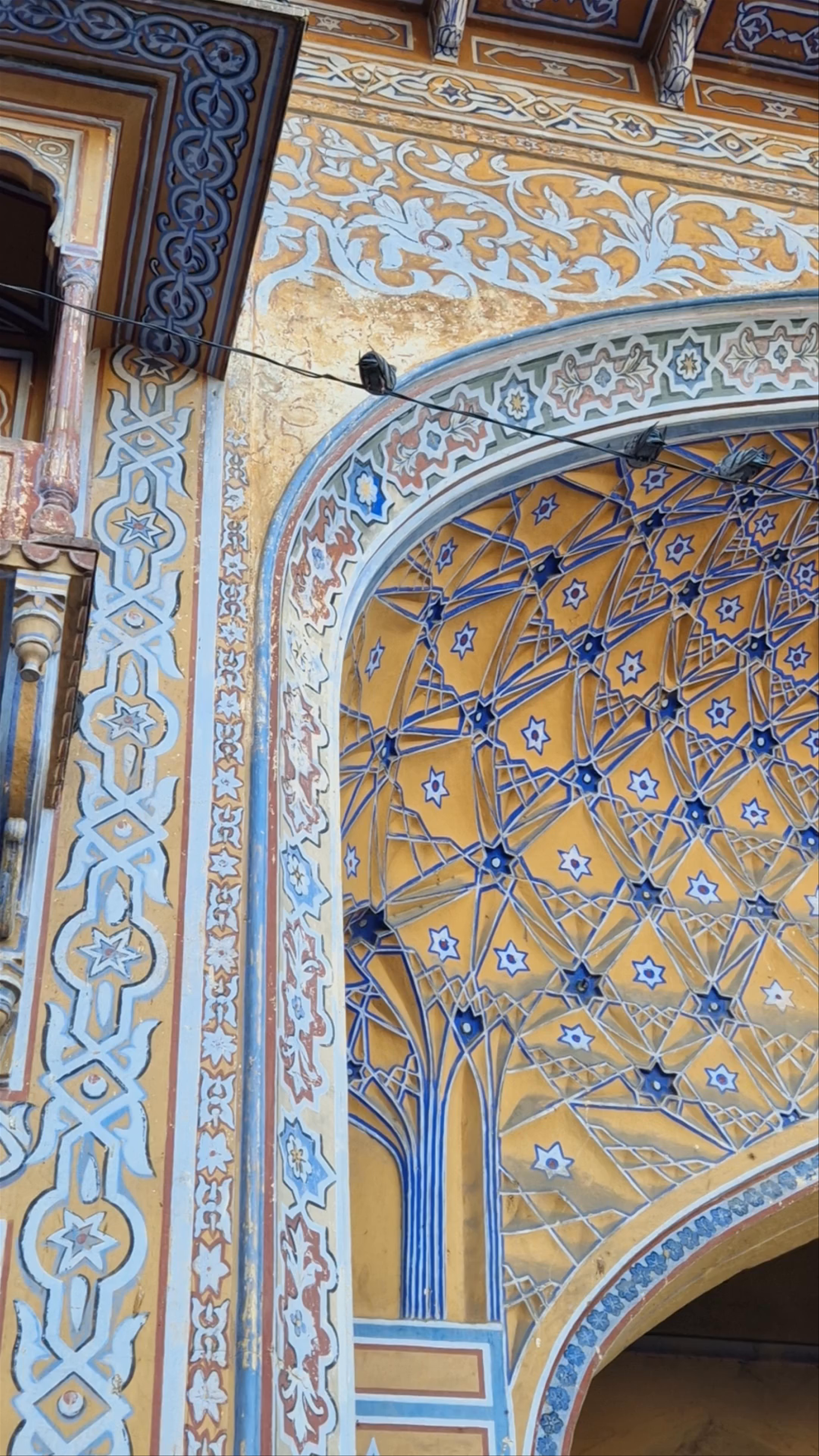 Tripolia Gate: A Stunning Architectural Gem in Jaipur's Pink City